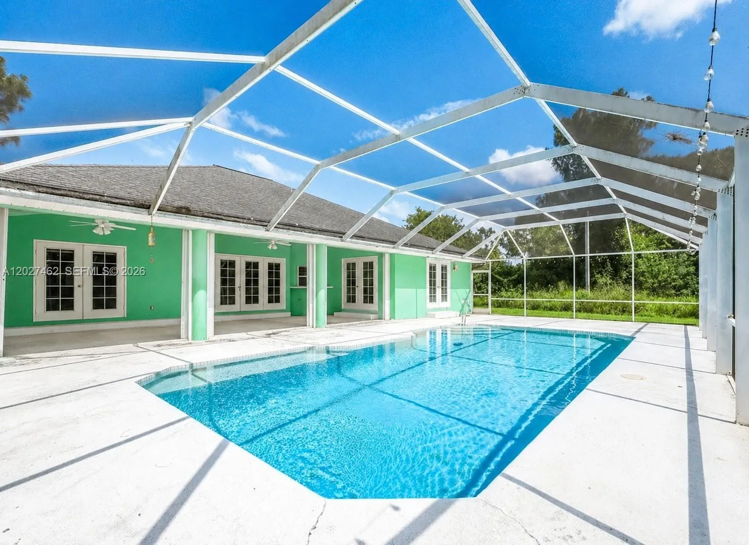811 Jefferson Ave, Lehigh Acres, FL 33936