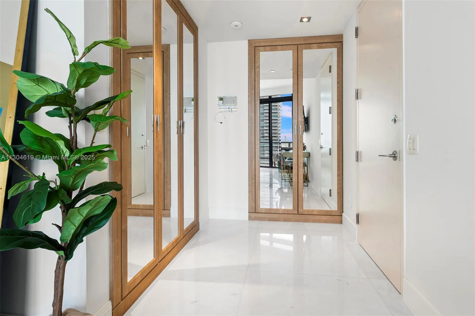 2201 Collins Ave # 1926/PH-, Miami Beach, FL 33139 photo 10
