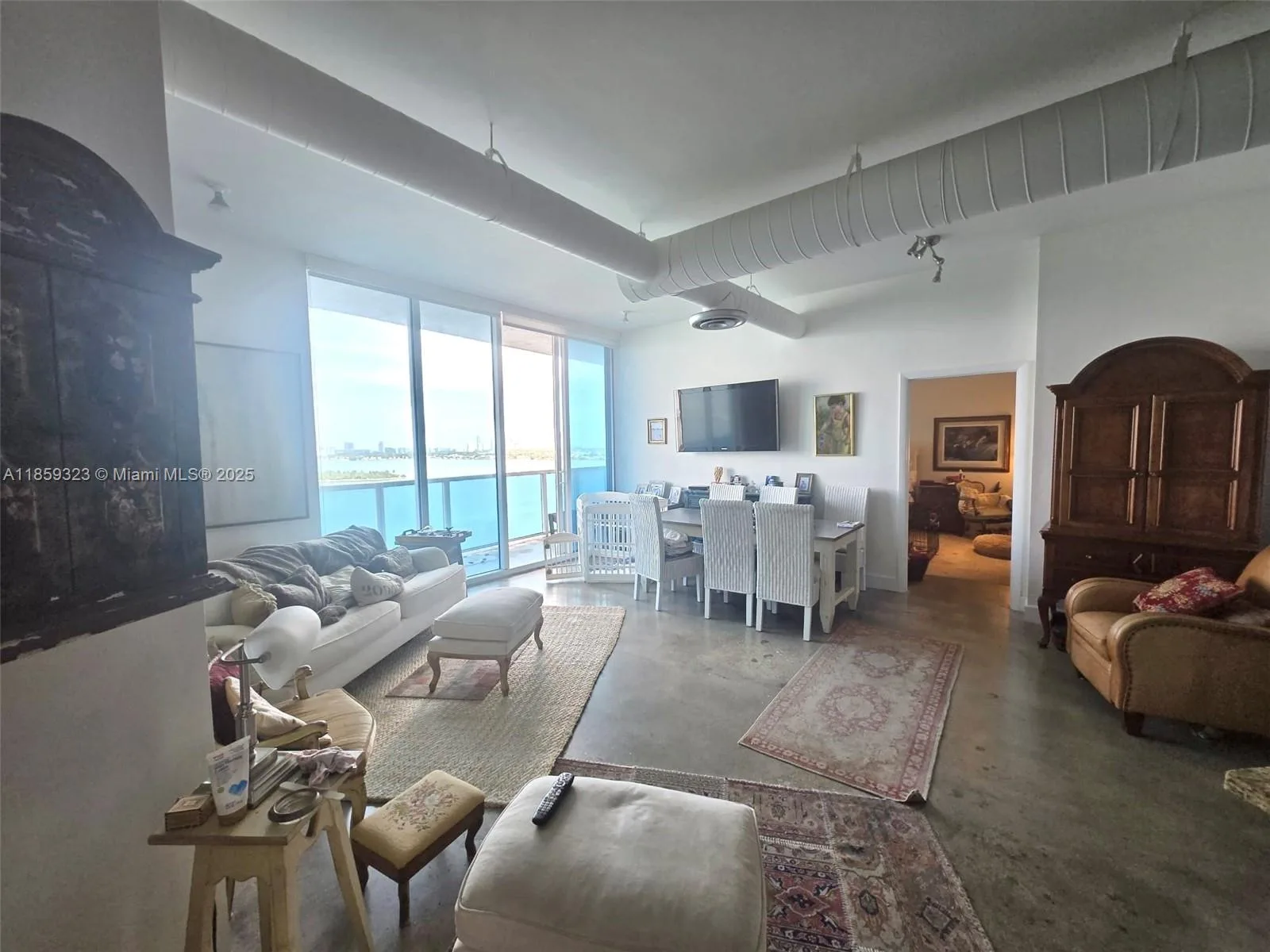 700 NE 25th St # 1402, Miami, FL 33137 photo 4