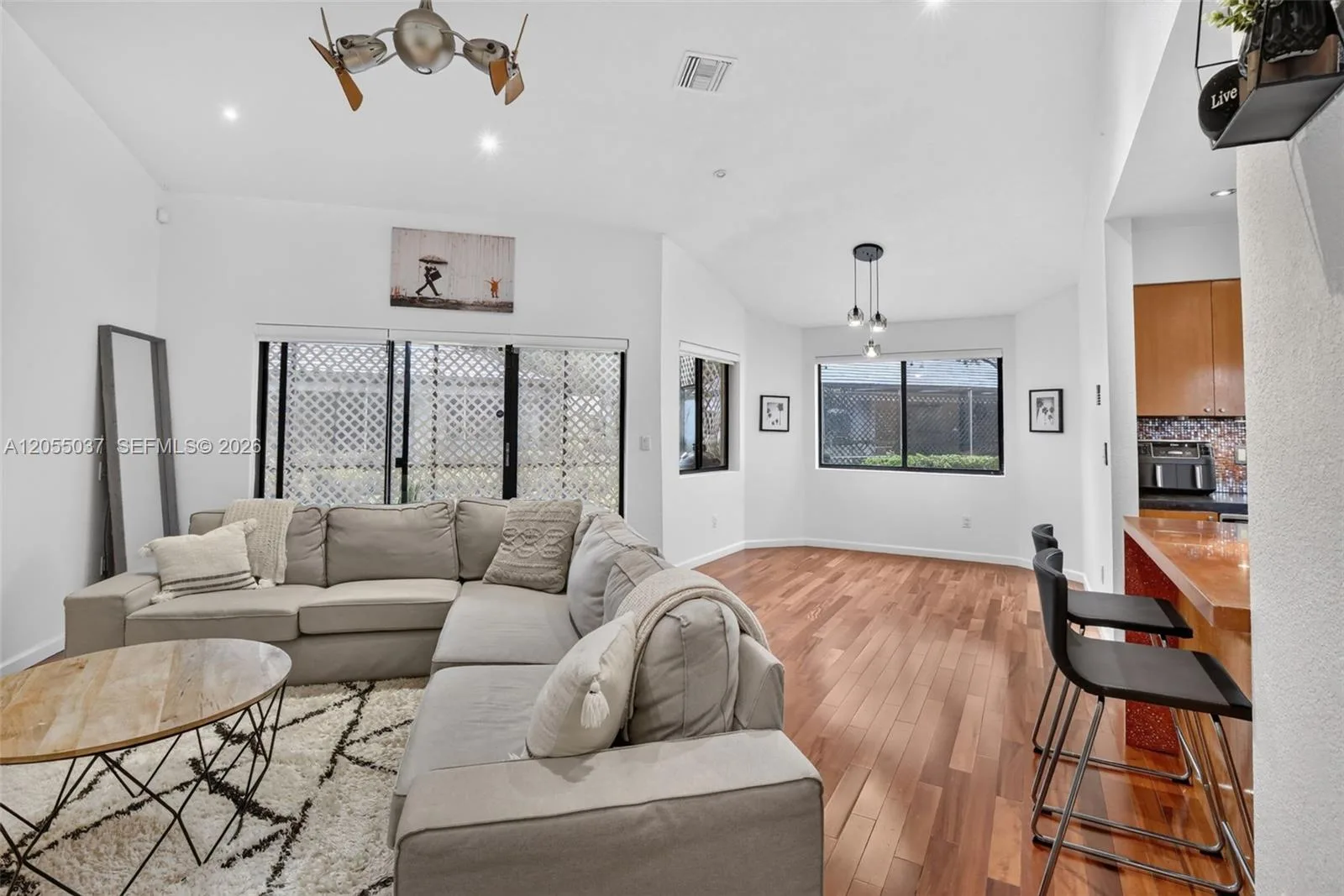381 NW 94th Ter, Plantation, FL 33324 photo 7