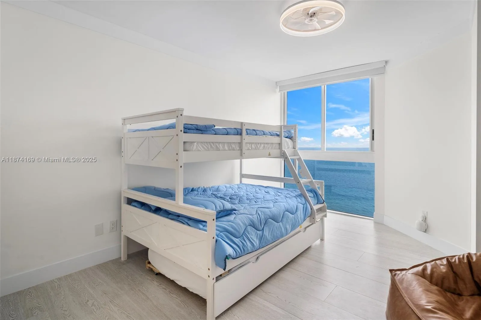 4775 Collins Ave # 1801, Miami Beach, FL 33140 photo 11