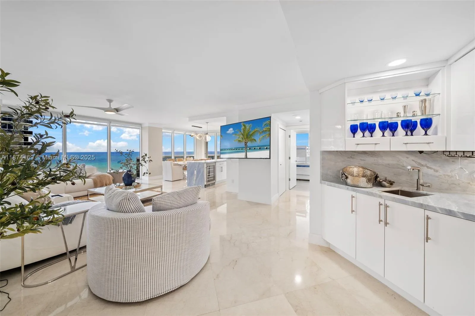 4775 Collins Ave # 1801, Miami Beach, FL 33140 photo 4