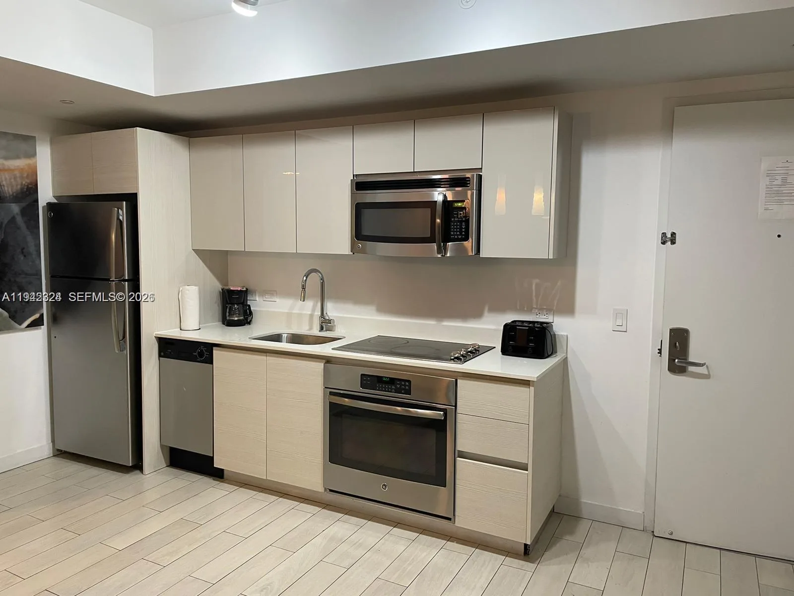 2602 E Hallandale Beach Blvd # R2508, Hallandale Beach, FL 33009 photo 7