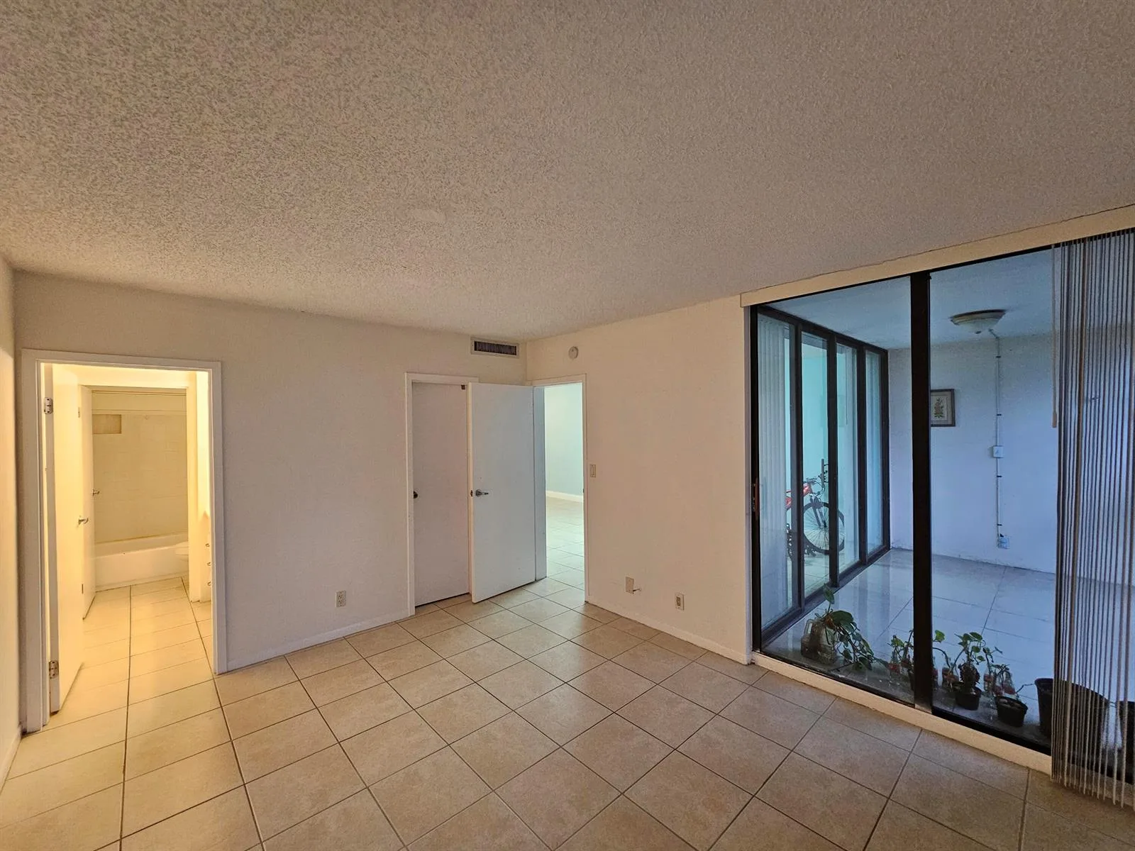 8441 Forest Hills Drive # 302, Coral Springs, FL 33065 photo 9
