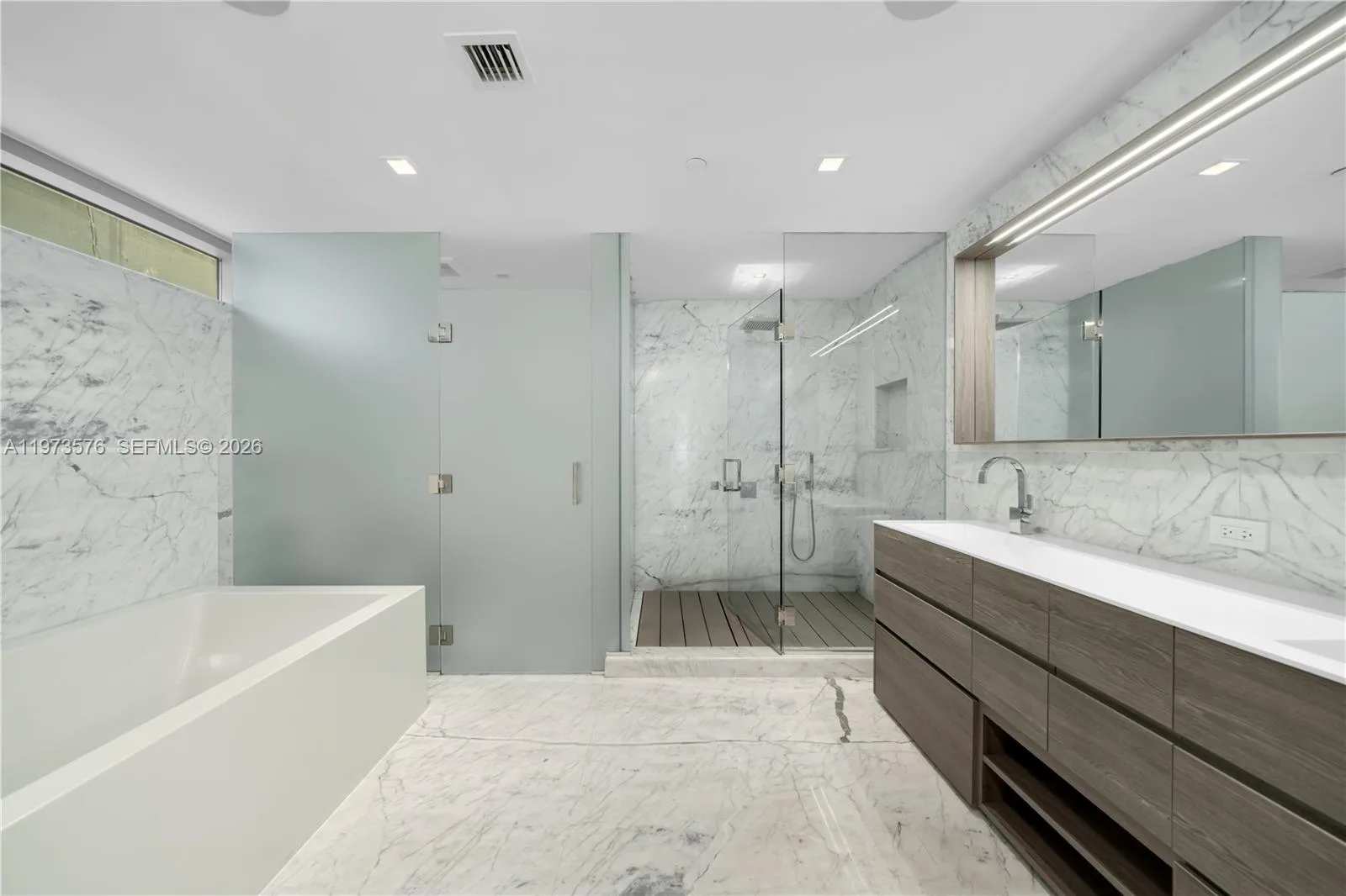 321 Ocean Dr # 200, Miami Beach, FL 33139 photo 5