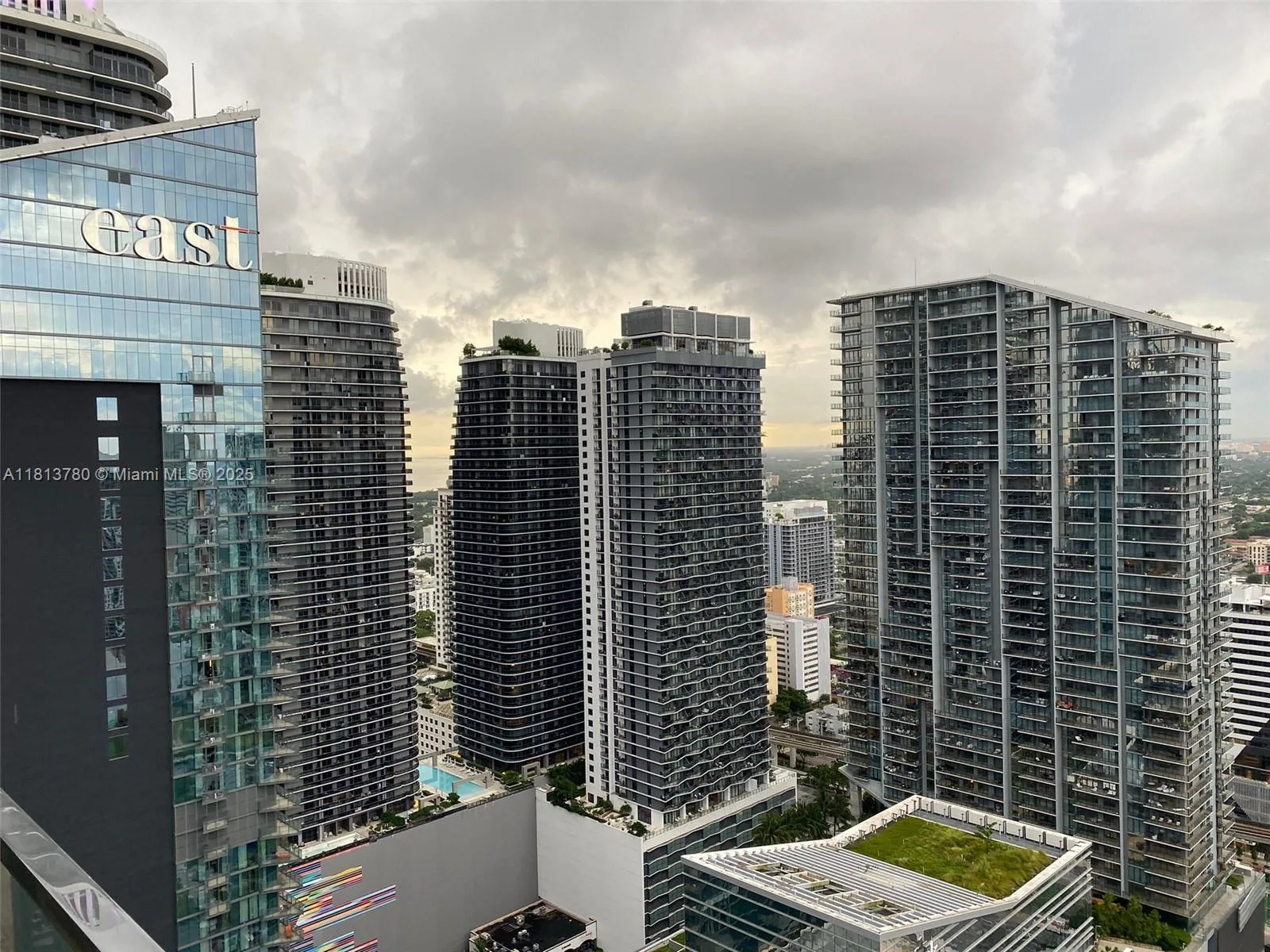 68 SE 6th St # 3604, Miami, FL 33131 photo 4