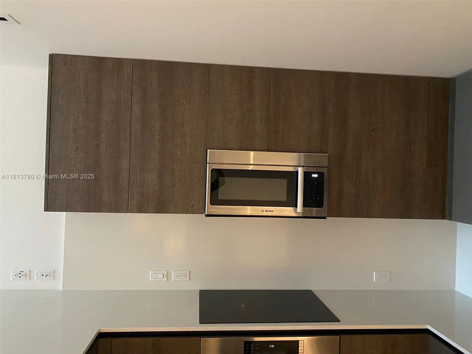 68 SE 6th St # 3604, Miami, FL 33131 photo 9
