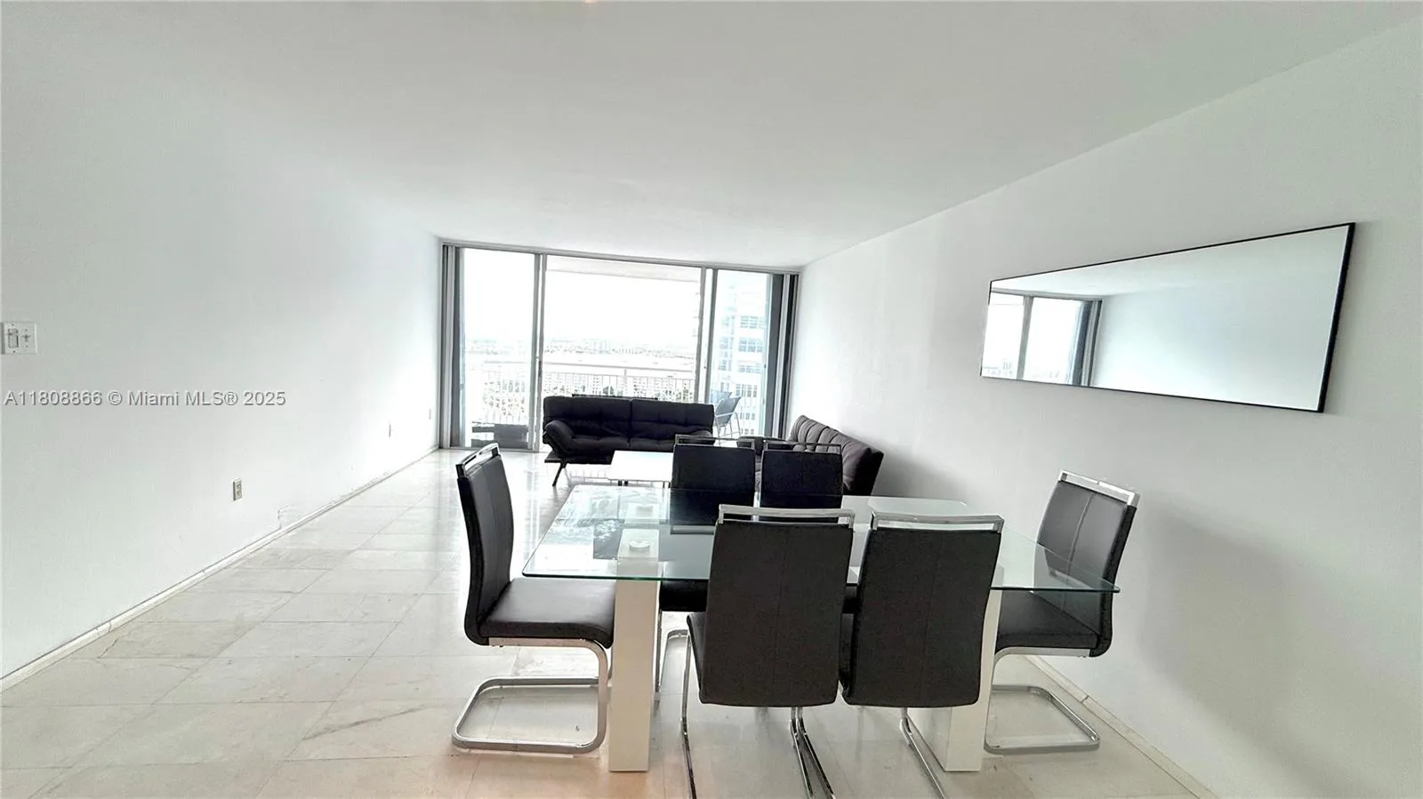 18071 Biscayne Blvd # 1803, Aventura, FL 33160 photo 2