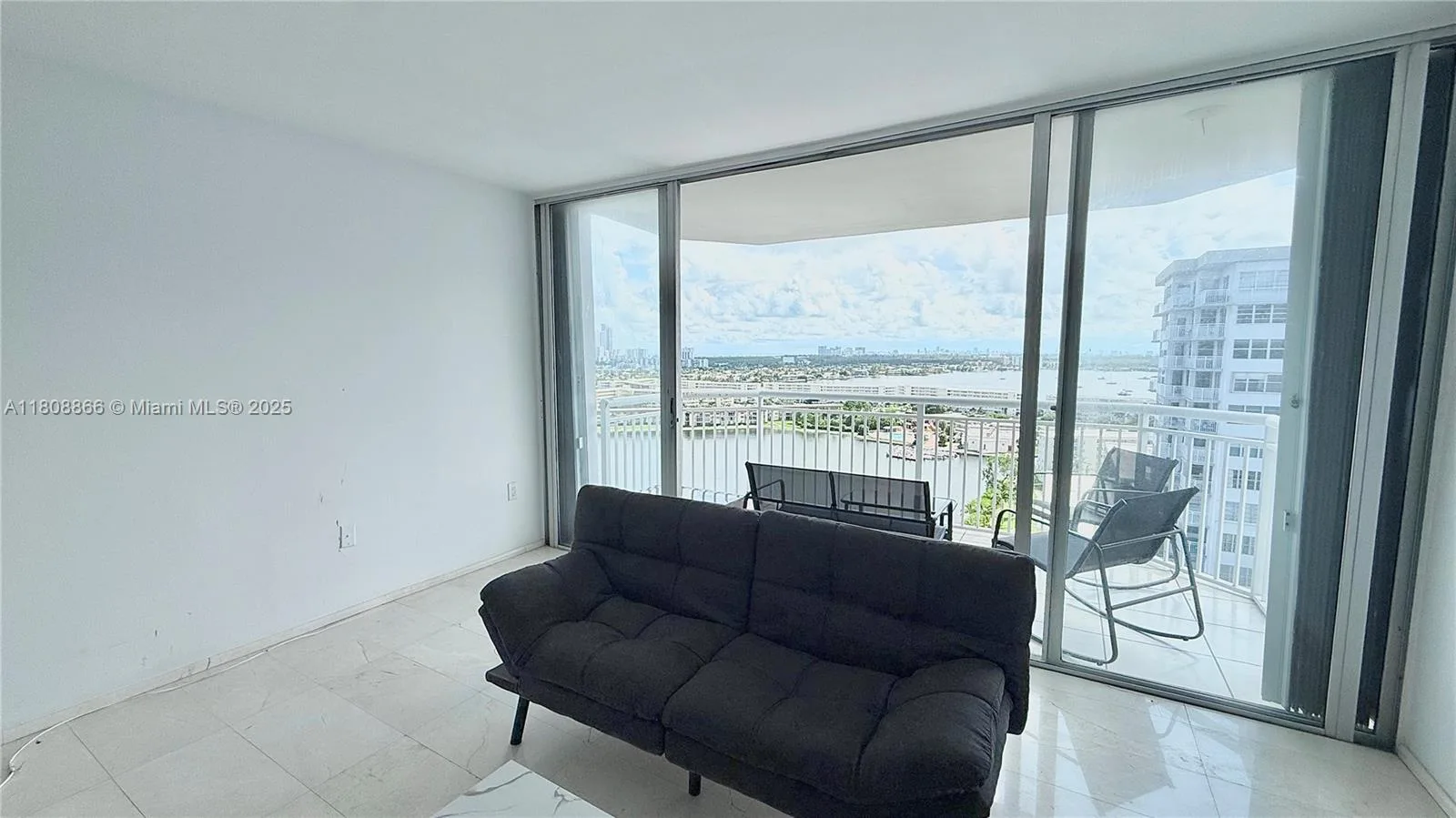 18071 Biscayne Blvd # 1803, Aventura, FL 33160 photo 6