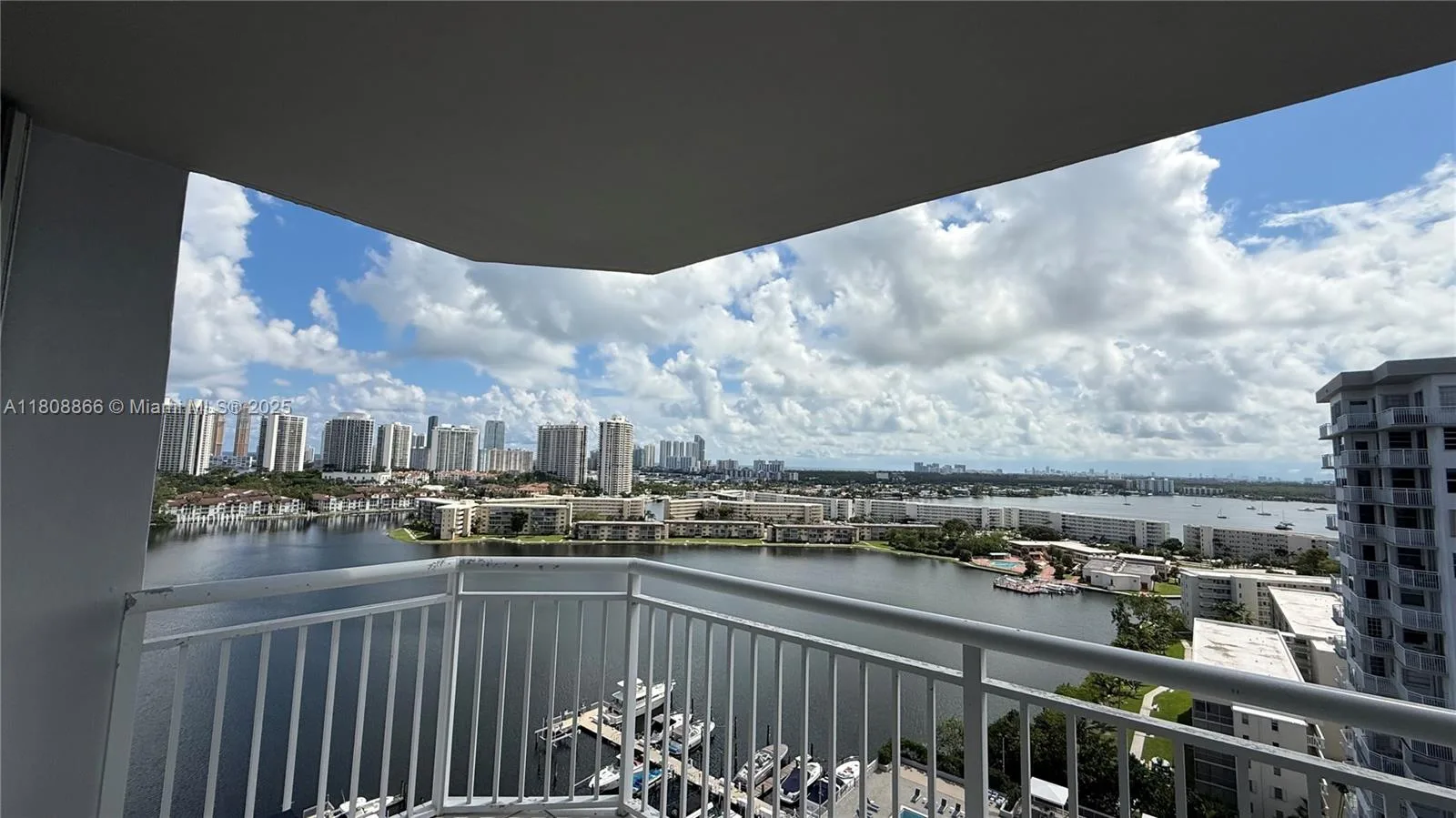 18071 Biscayne Blvd # 1803, Aventura, FL 33160 photo 8