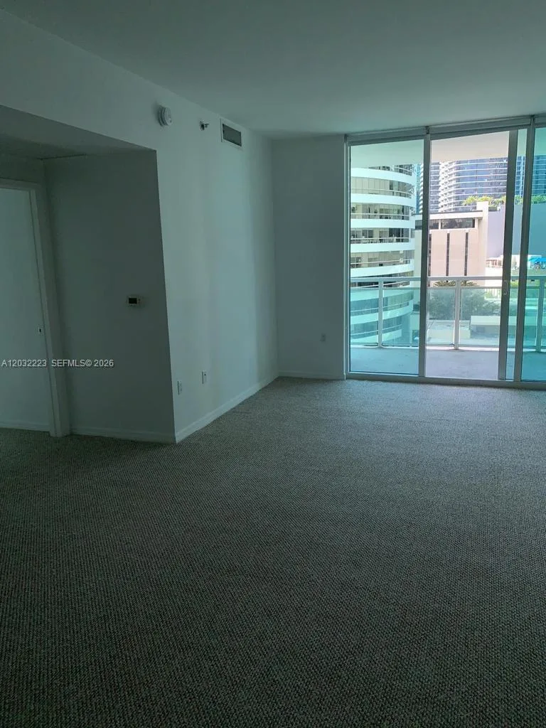 950 Brickell Bay Dr # 701, Miami, FL 33131 photo 3