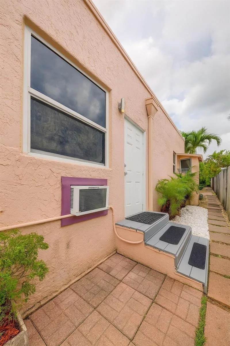 1935 Taylor Street # 2, Hollywood, FL 33020 photo 6