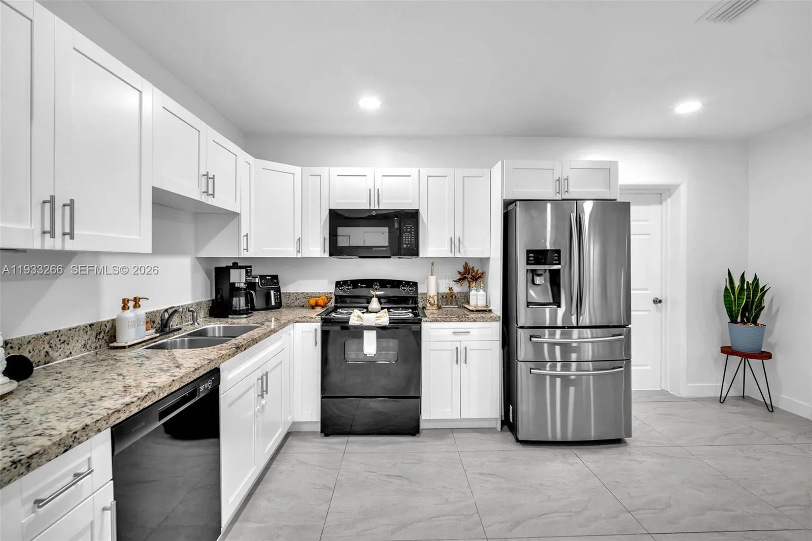 14140 NE 10th Ave, North Miami, FL 33161 photo 6
