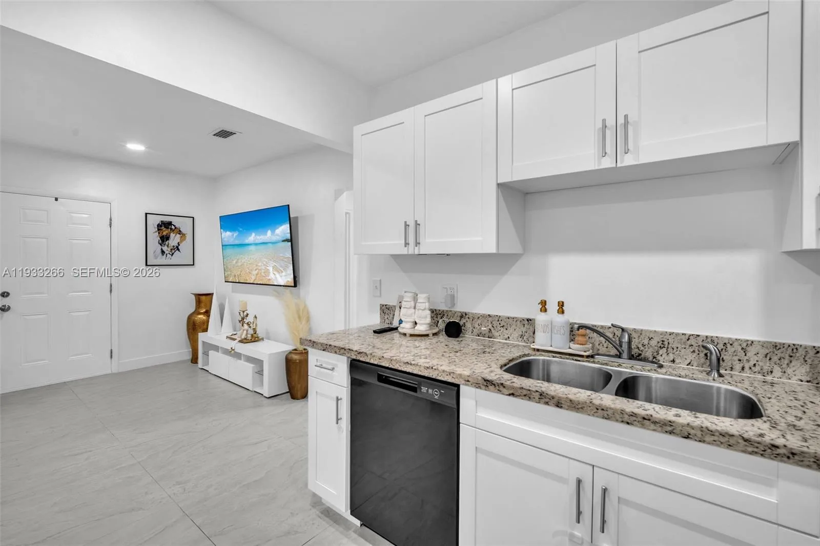 14140 NE 10th Ave, North Miami, FL 33161 photo 8