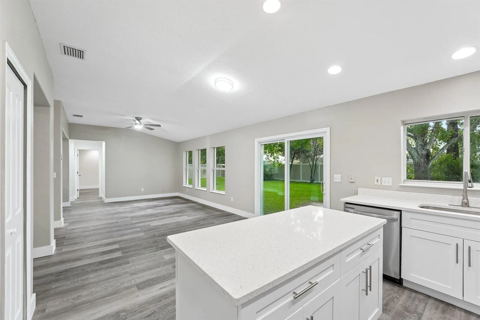 19 Emerson Drive, Palm Coast, FL 32164 photo 7