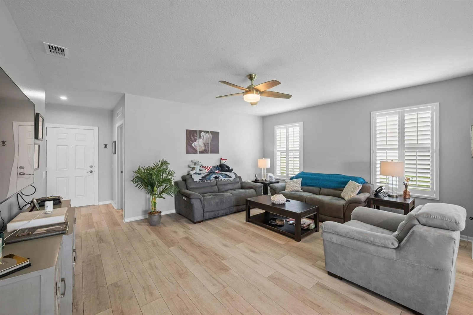 3833 Lancove Way, Fort Pierce, FL 34981 photo 4