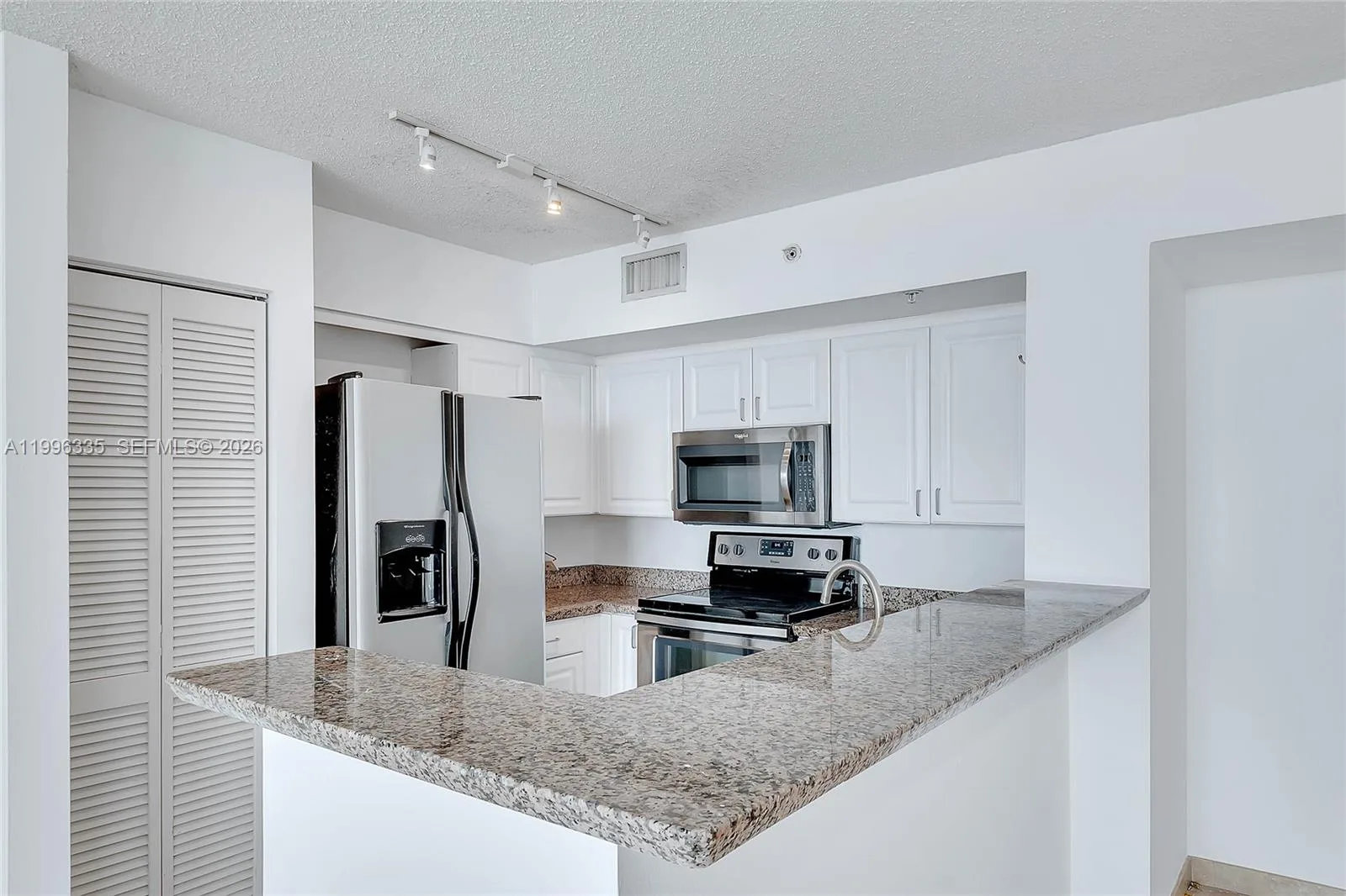 90 Alton Rd # 1409, Miami Beach, FL 33139 photo 4
