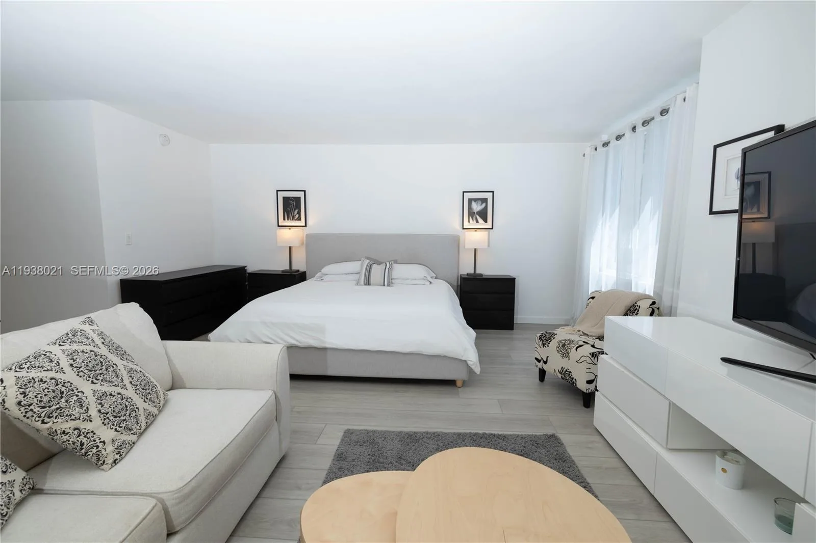 2301 Collins Ave # 423, Miami Beach, FL 33139 photo 2