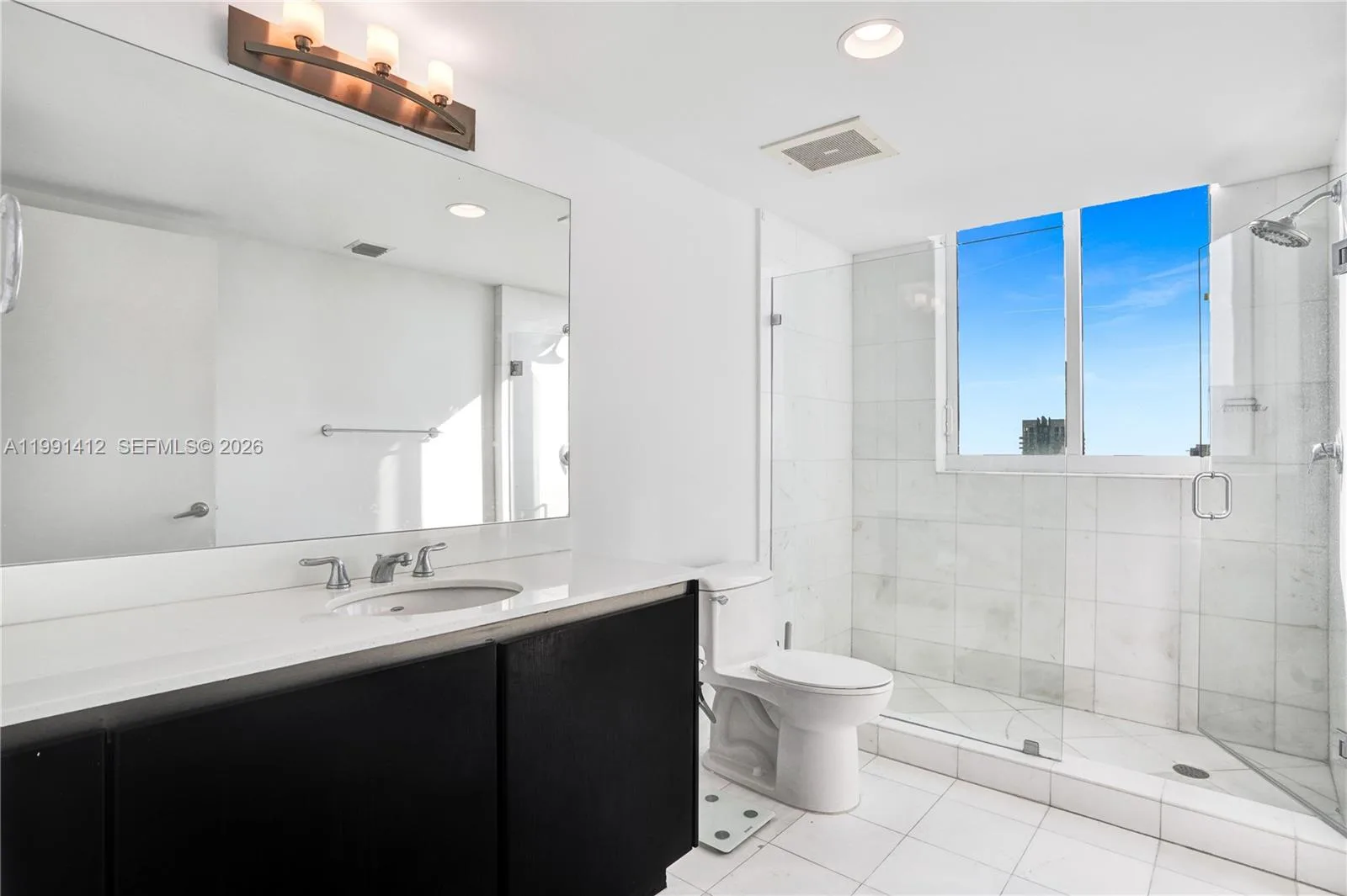 665 NE 25th St # 2105, Miami, FL 33137 photo 11