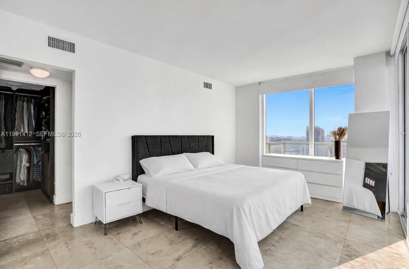 665 NE 25th St # 2105, Miami, FL 33137 photo 7
