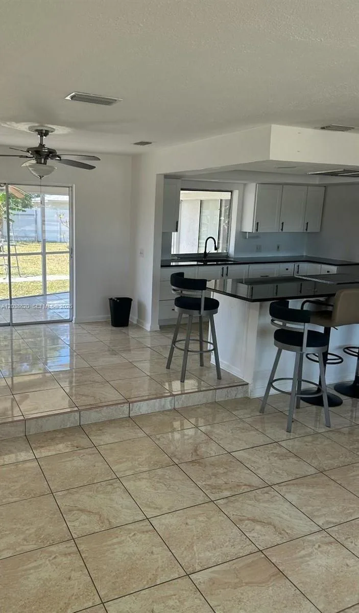 4020 Country Club # 0, Cape Coral, FL 33904 photo 5