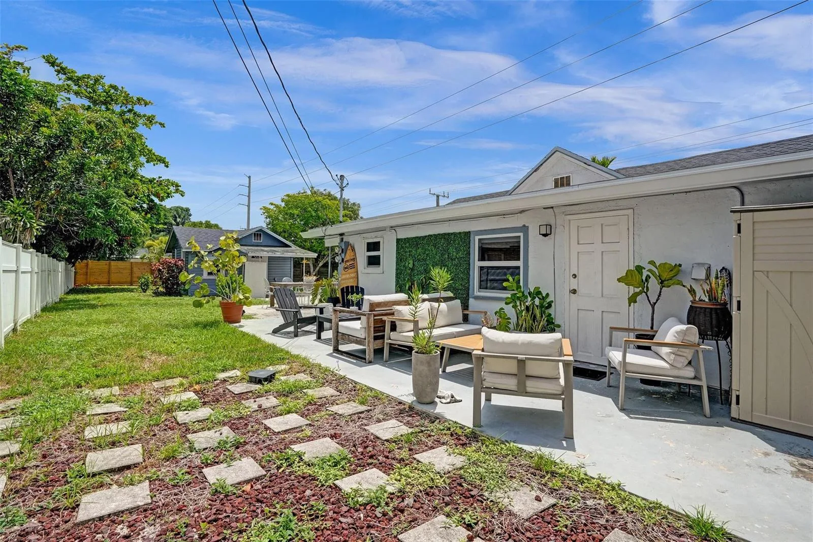 1201 N Andrews Avenue, Fort Lauderdale, FL 33311