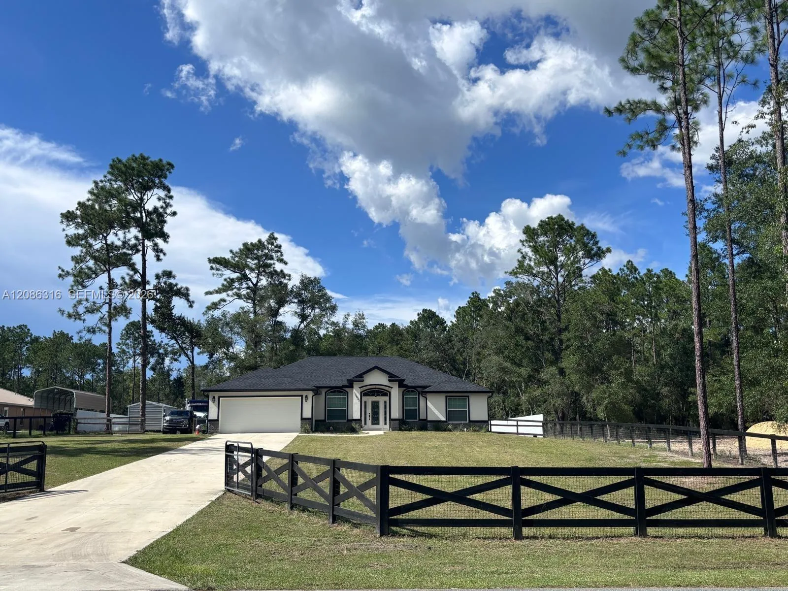 18537 60th St, Other City - In The State Of Florida, FL 34432