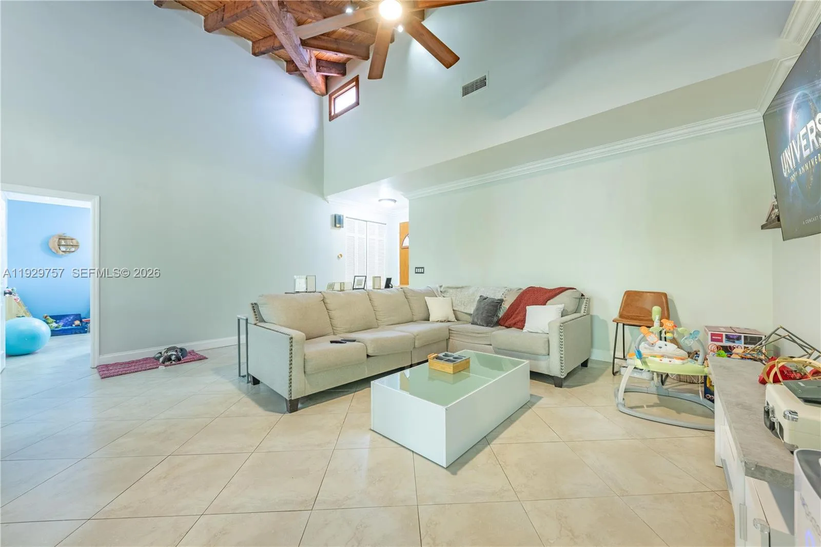 8097 Royal Palm Cir, Tamarac, FL 33321 photo 11