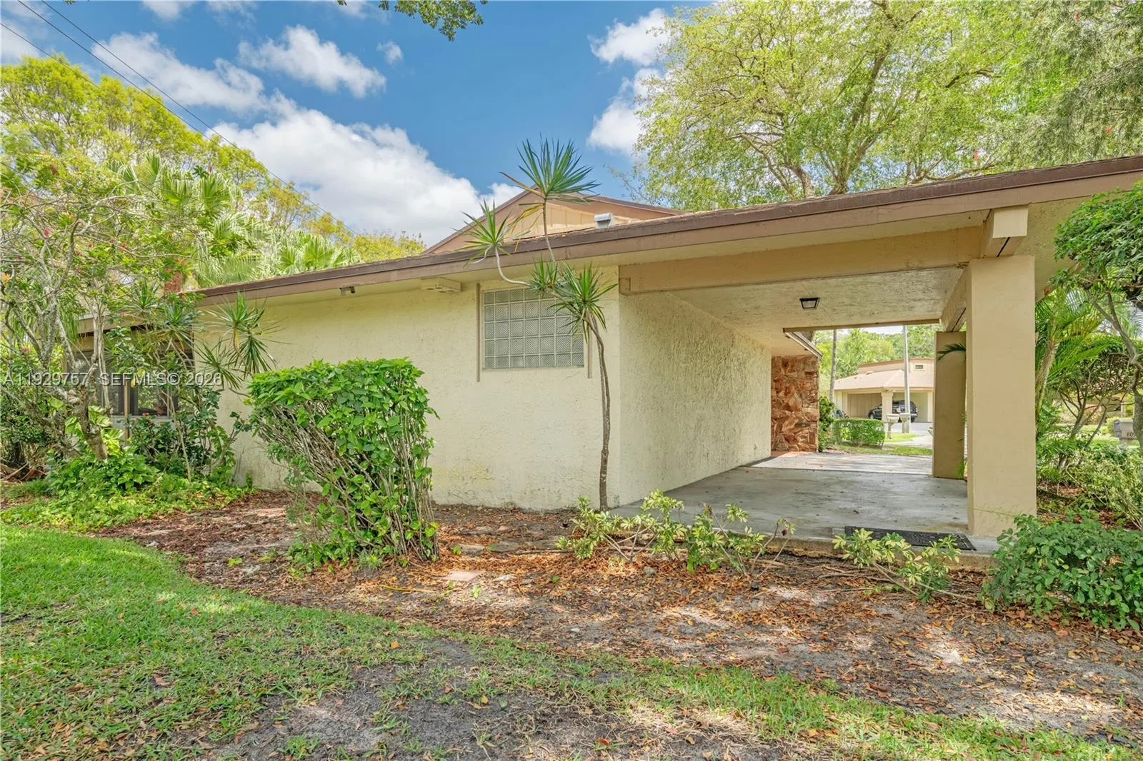 8097 Royal Palm Cir, Tamarac, FL 33321 photo 7