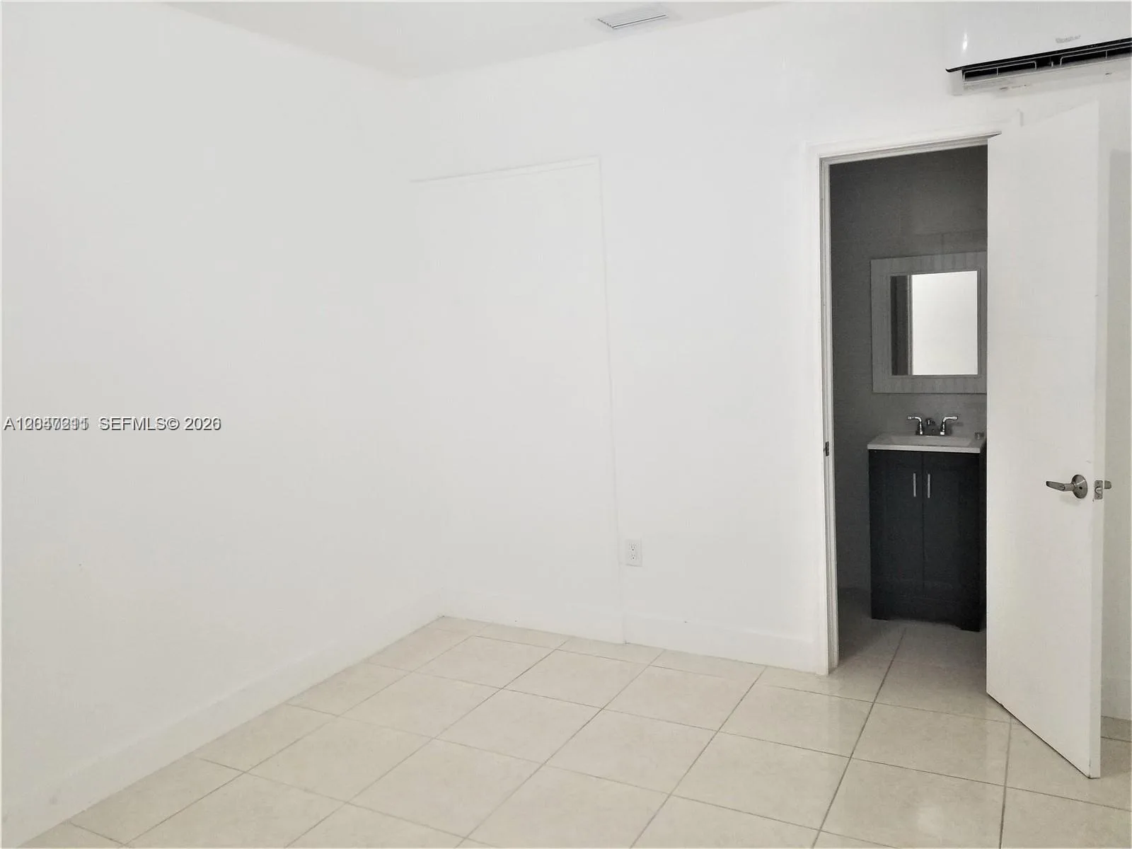 1829 NW 4th St # 2, Miami, FL 33125 photo 4