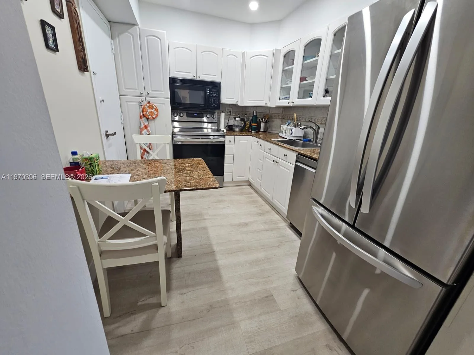 300 Bayview Dr # 2101, Sunny Isles Beach, FL 33160 photo 4
