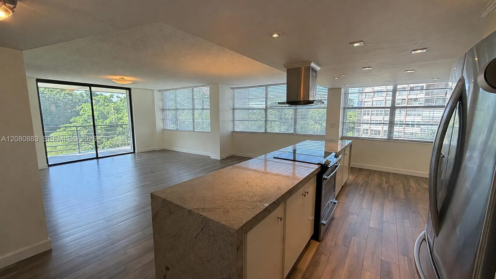 1200 Saint Charles Pl # 411, Pembroke Pines, FL 33026