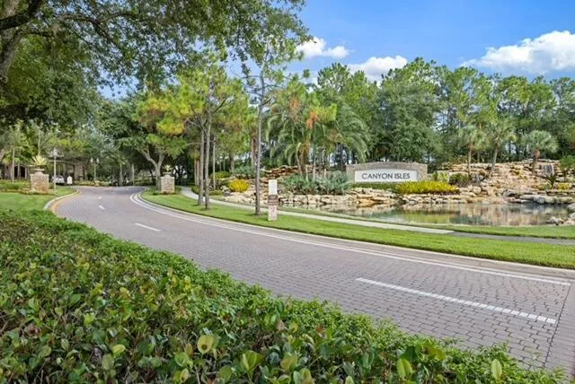11045 Misty Ridge Way, Boynton Beach, FL 33473 photo 3