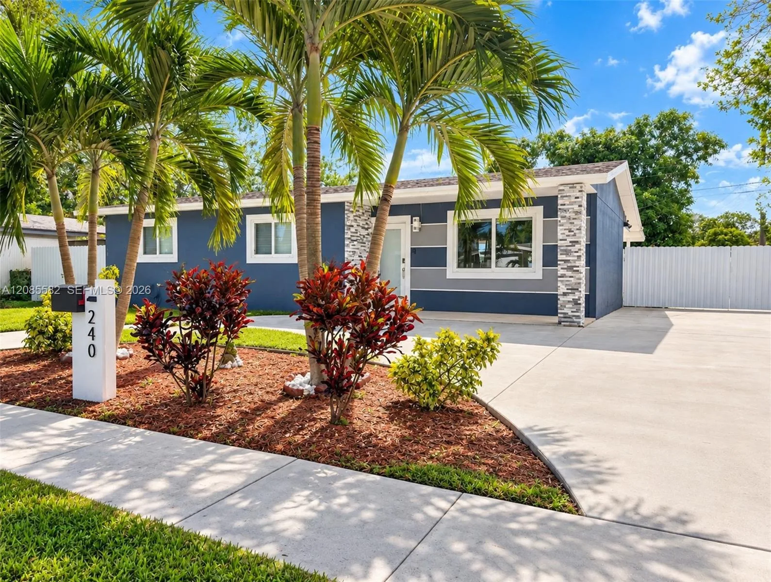 240 N 68th Ave, Hollywood, FL 33024