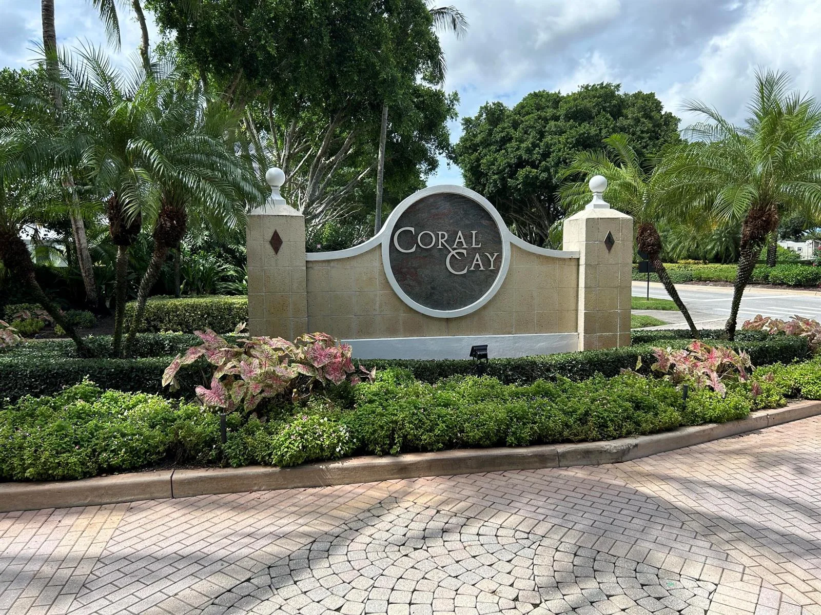 152 CORAL CAY Drive, Palm Beach Gardens, FL 33418 photo 3