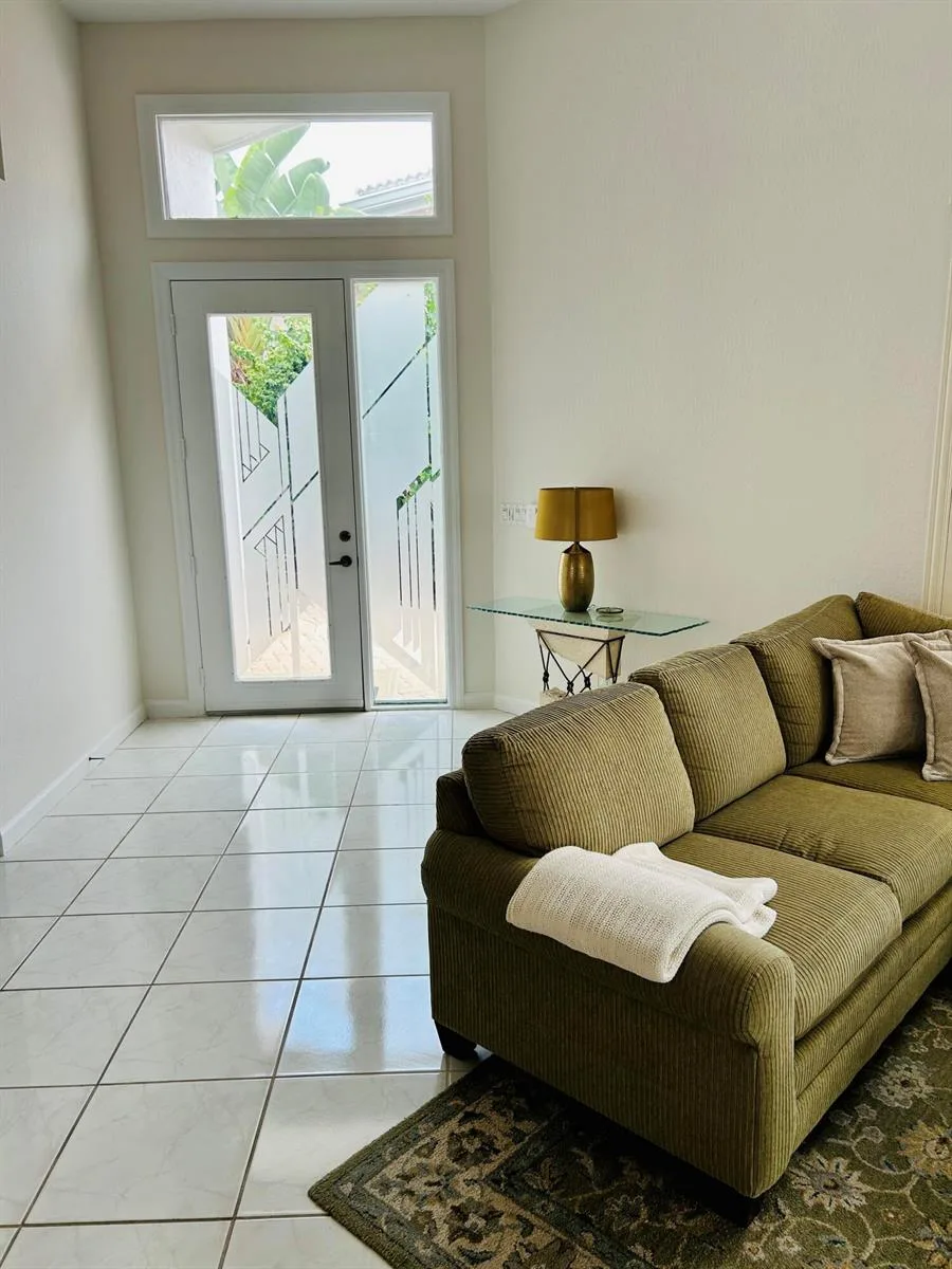 152 CORAL CAY Drive, Palm Beach Gardens, FL 33418 photo 6
