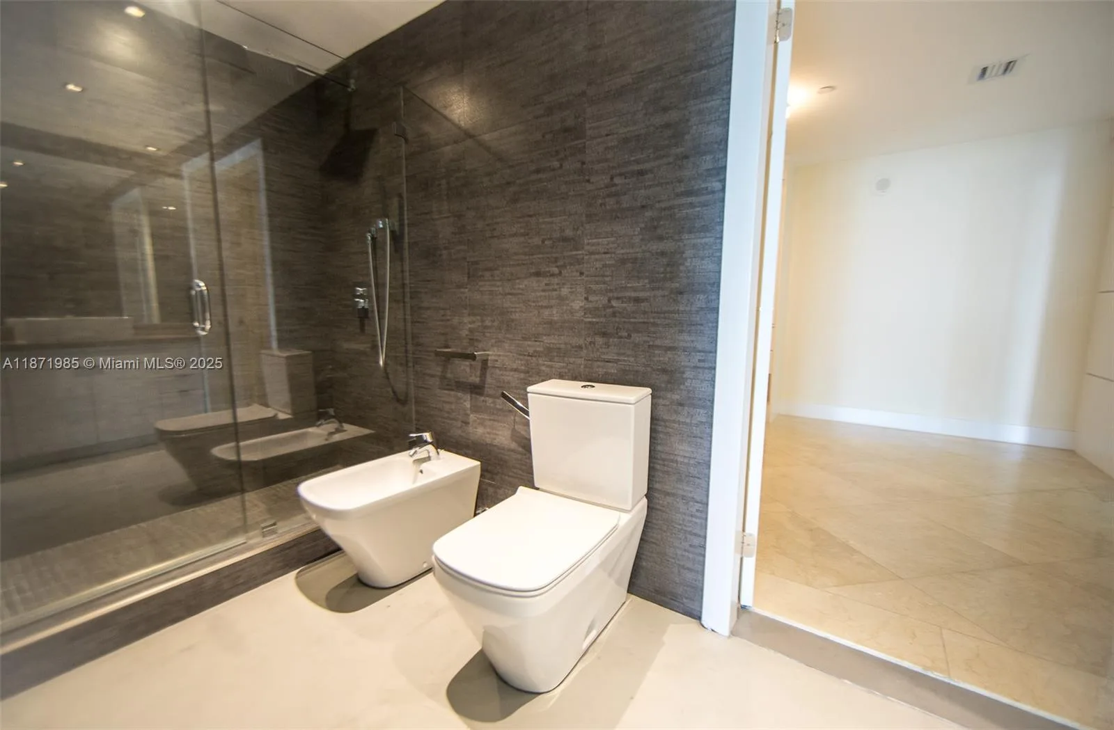 520 West Ave # 602, Miami Beach, FL 33139 photo 4