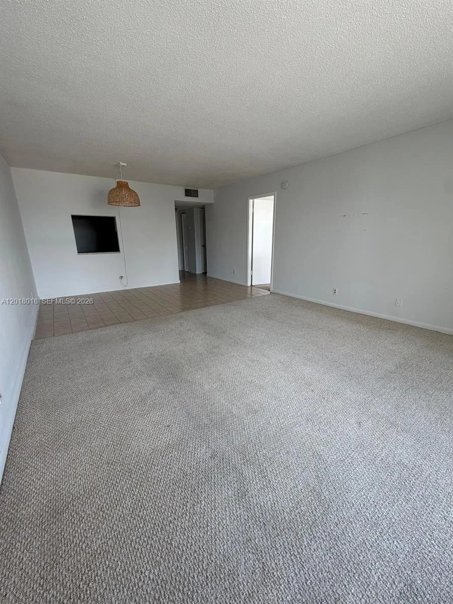 1817 S Ocean Dr # 319, Hallandale Beach, FL 33009 photo 2