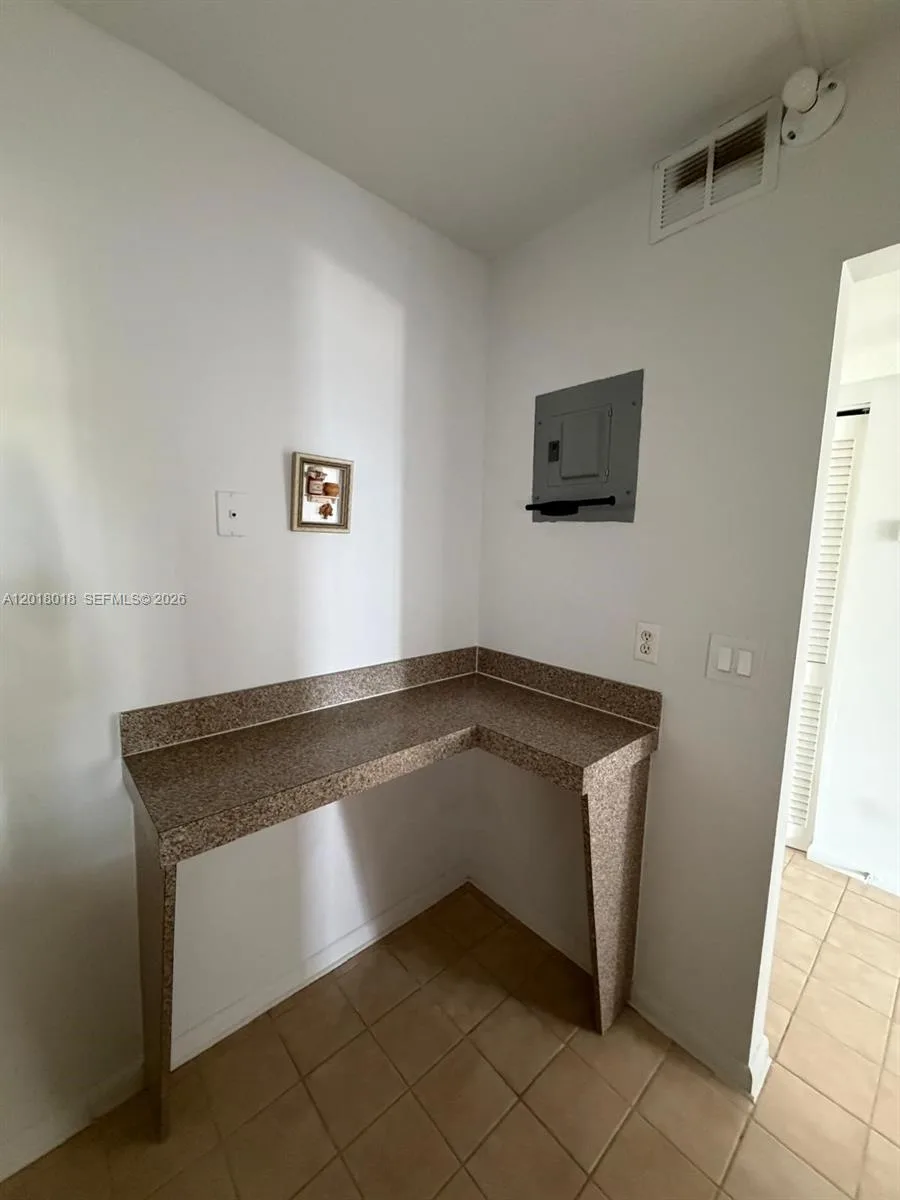 1817 S Ocean Dr # 319, Hallandale Beach, FL 33009 photo 8