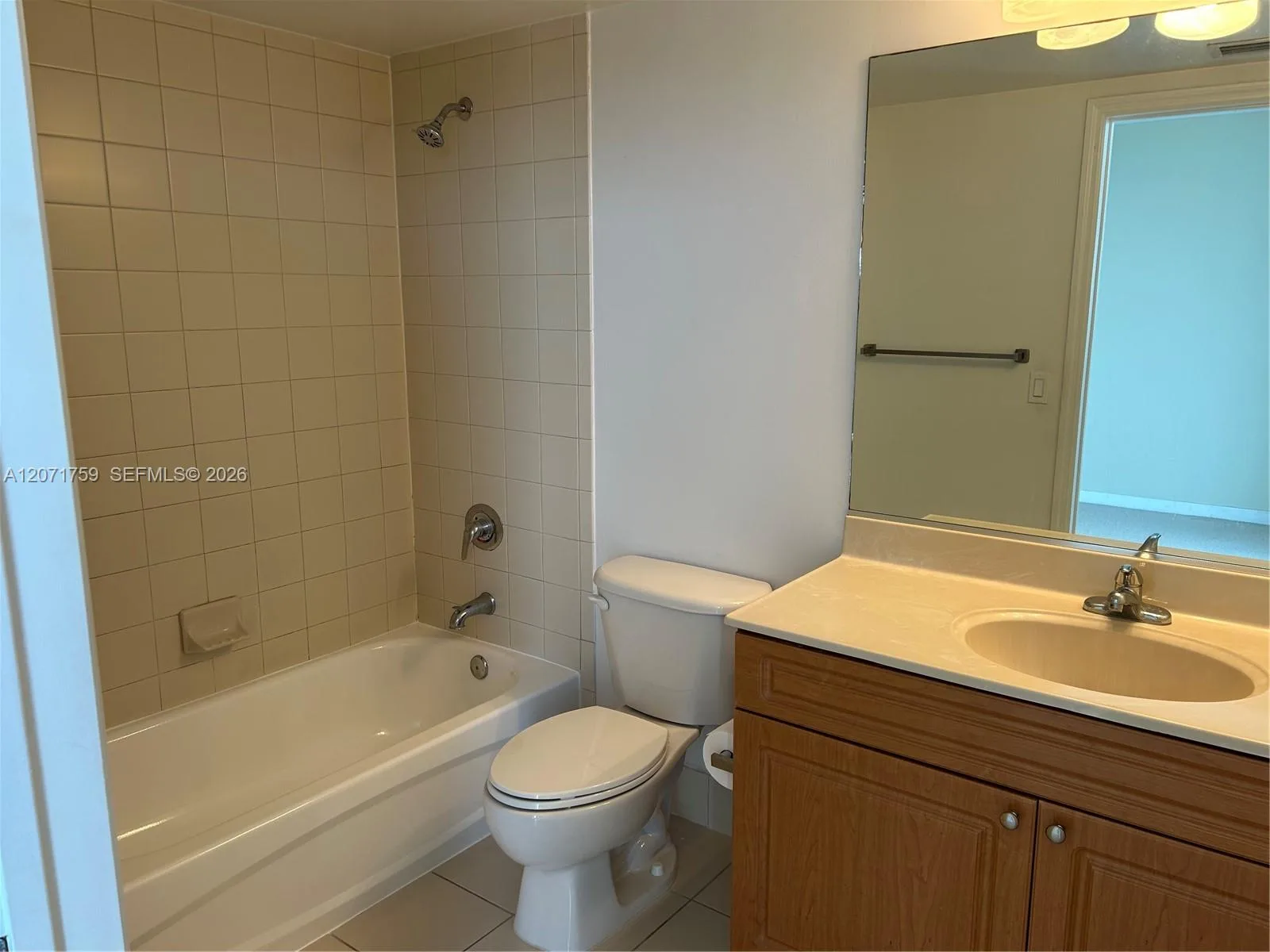 900 SW 8th St # 1503, Miami, FL 33130 photo 10