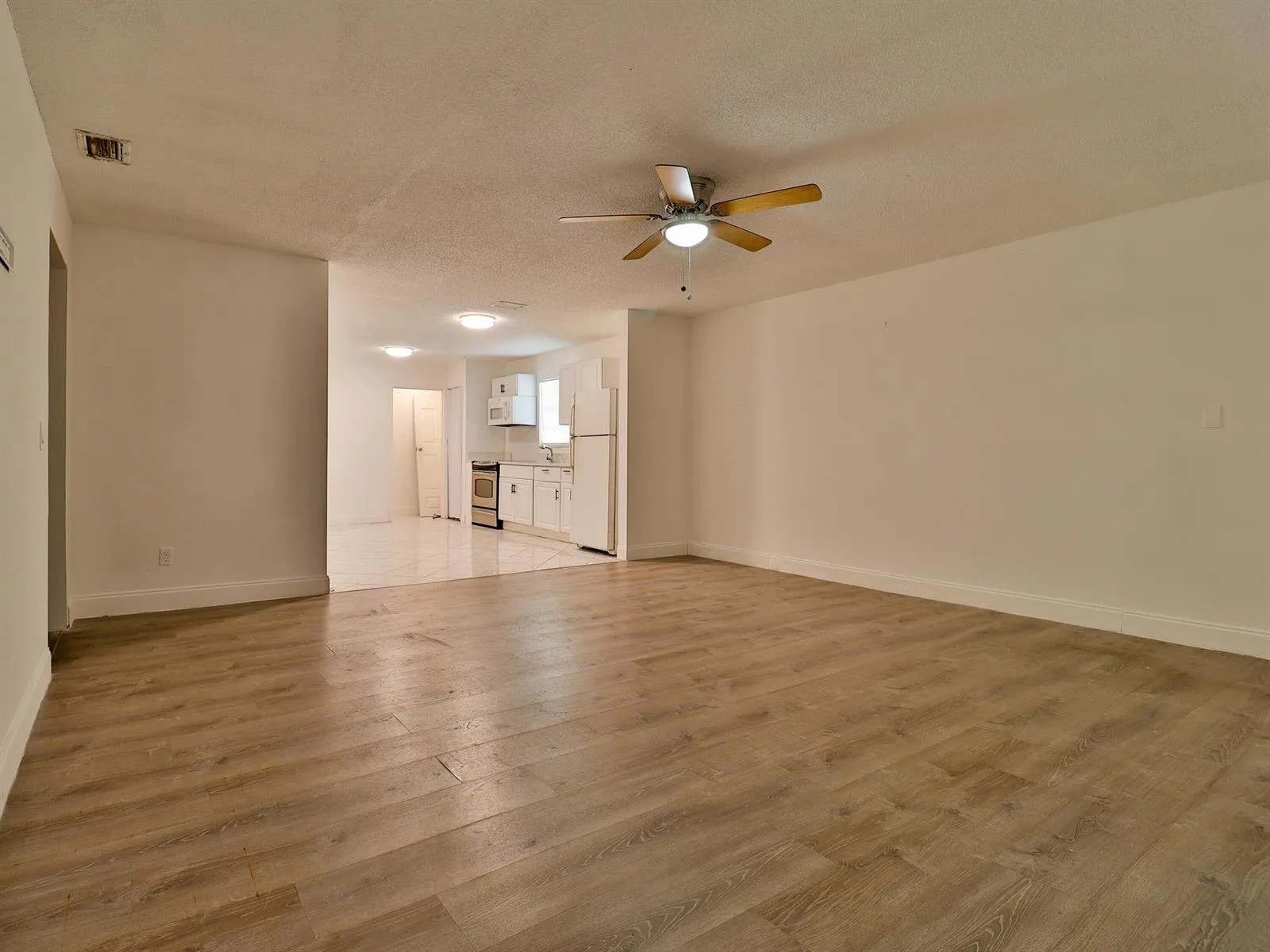 3024 W Dixie Boulevard, Fort Pierce, FL 34946 photo 6