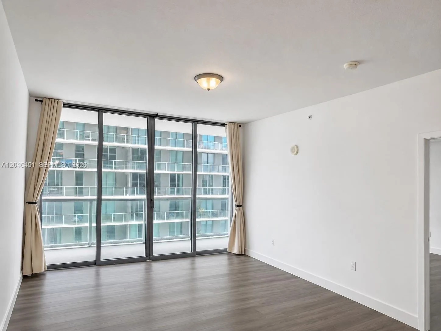 1111 SW 1st Ave # 1716-N, Miami, FL 33130