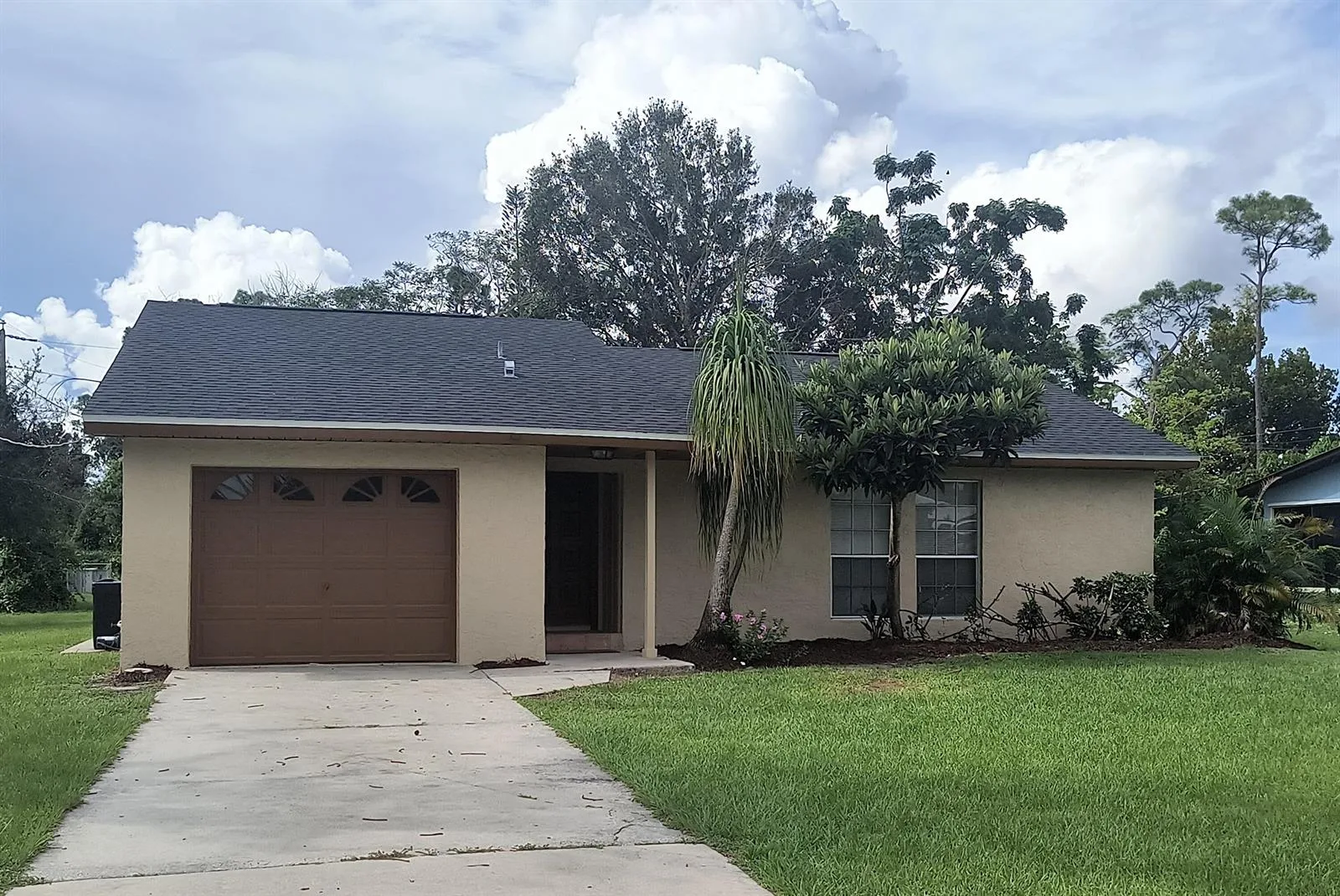 6903 COQUINA Avenue, Fort Pierce, FL 34951