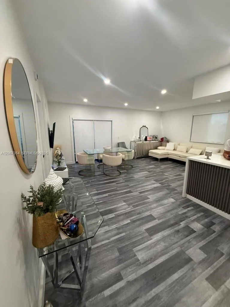 9340 Fontainebleau Blvd # W507, Miami, FL 33172