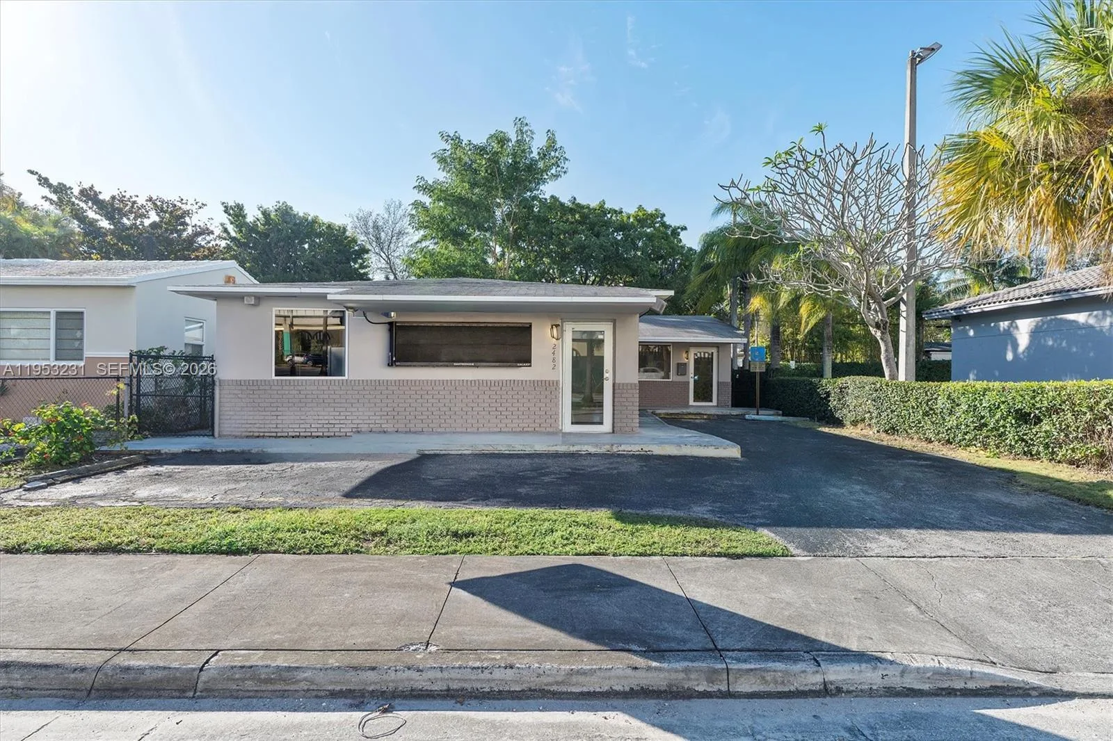 2482 SW Secoffee Ter, Miami, FL 33133 photo 2
