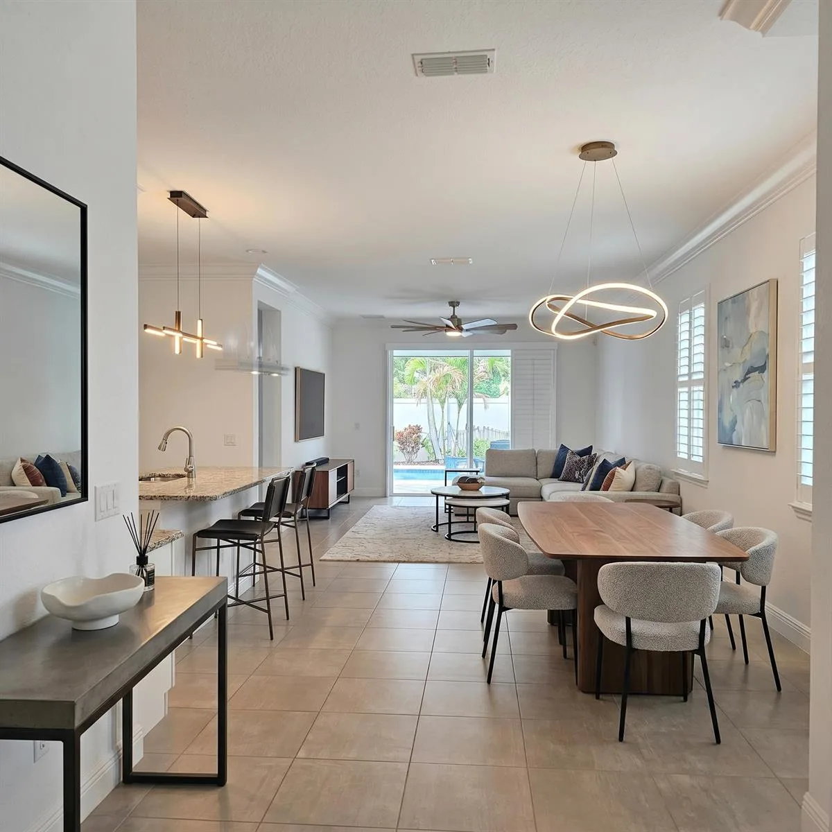 232 SE Via Visconti, Port St. Lucie, FL 34952