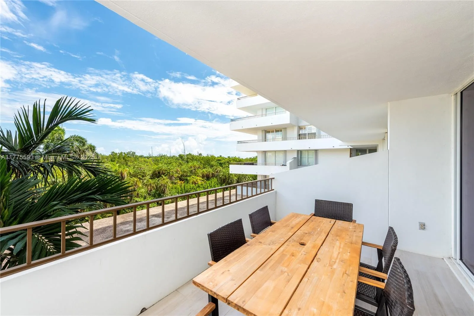 155 Ocean Lane Dr # 404, Key Biscayne, FL 33149 photo 4