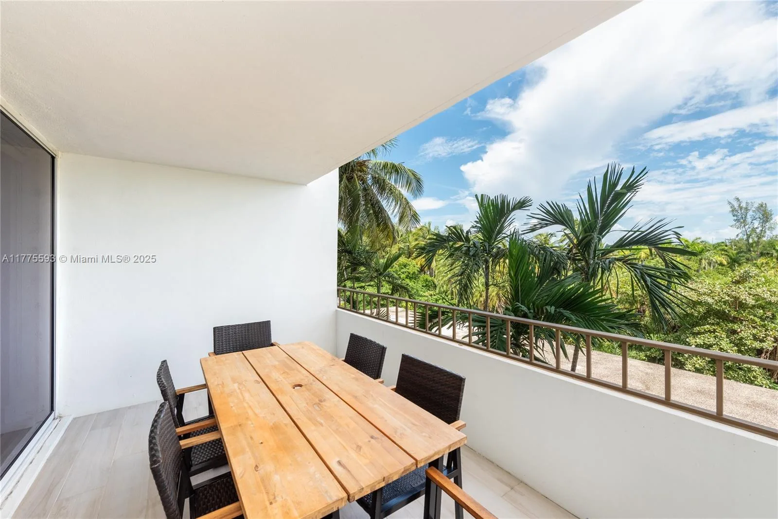 155 Ocean Lane Dr # 404, Key Biscayne, FL 33149 photo 5