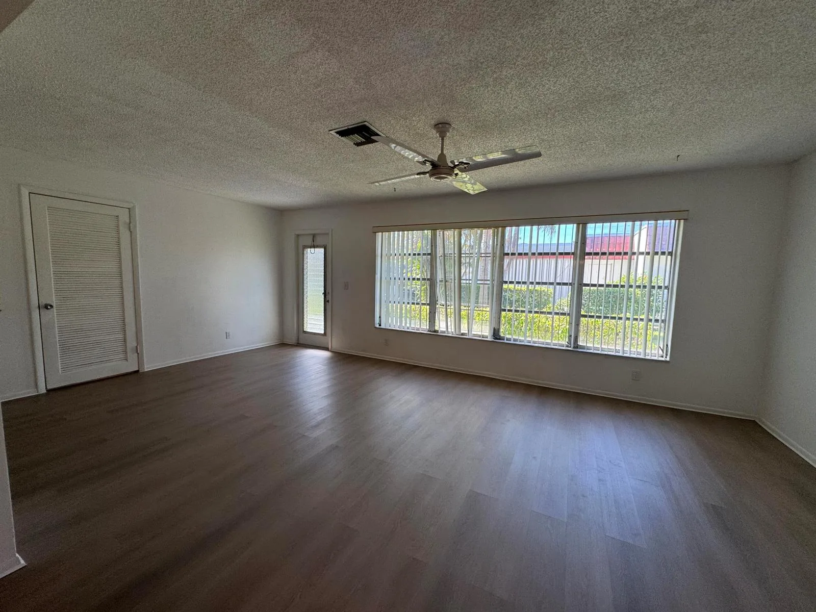 5800 FERNLEY Drive W # 17, West Palm Beach, FL 33415 photo 10