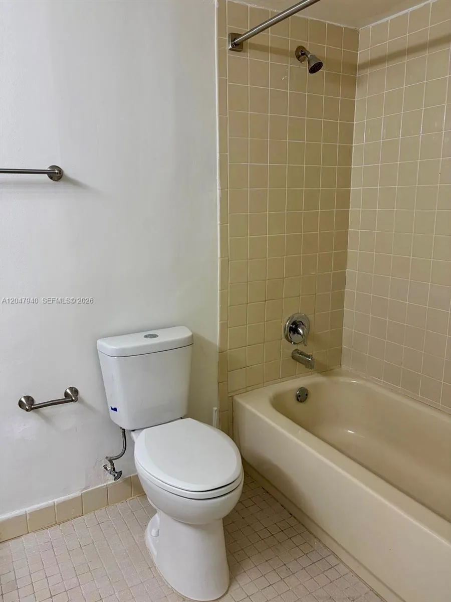 100 NW 76th Ave # 102-2, Plantation, FL 33324 photo 10